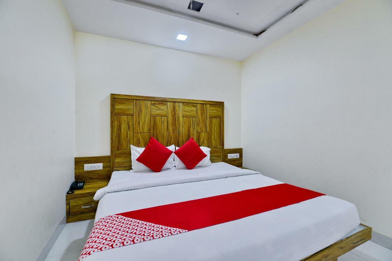Oyo 10607 Hotel Image Point Jodhpur  Buitenkant foto