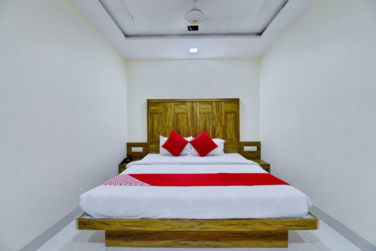 Oyo 10607 Hotel Image Point Jodhpur  Buitenkant foto