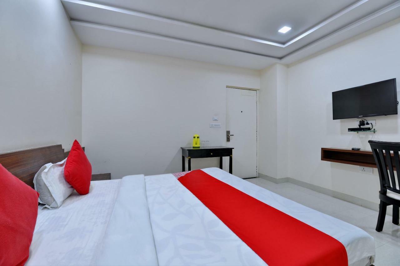 Oyo 10607 Hotel Image Point Jodhpur  Buitenkant foto
